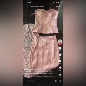 ISO PINK CACHE BEADED SET SIZE 8